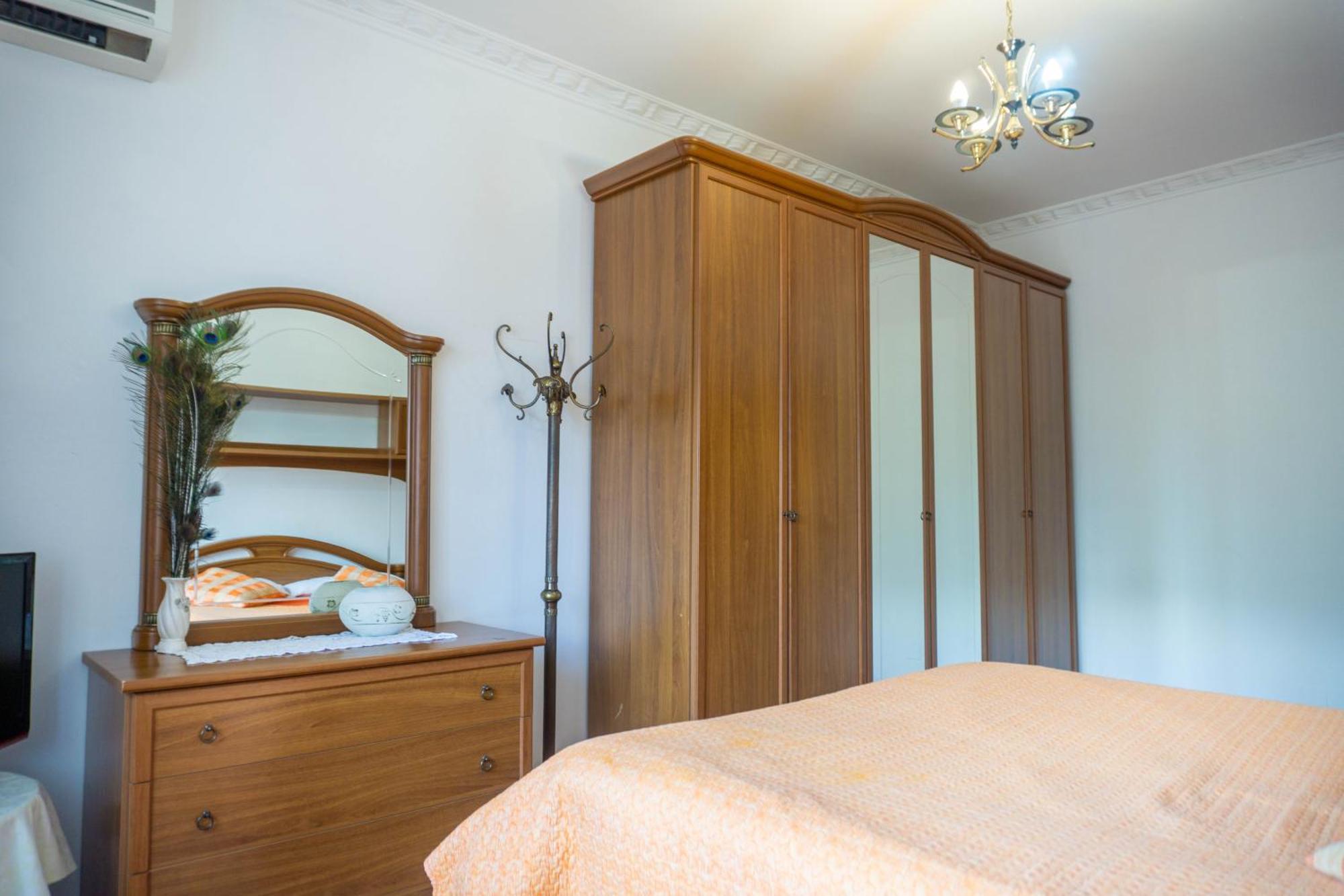 Bllok Bright Private Bedrooms With Private Bathroom On Shared Apartment Tirana Kültér fotó