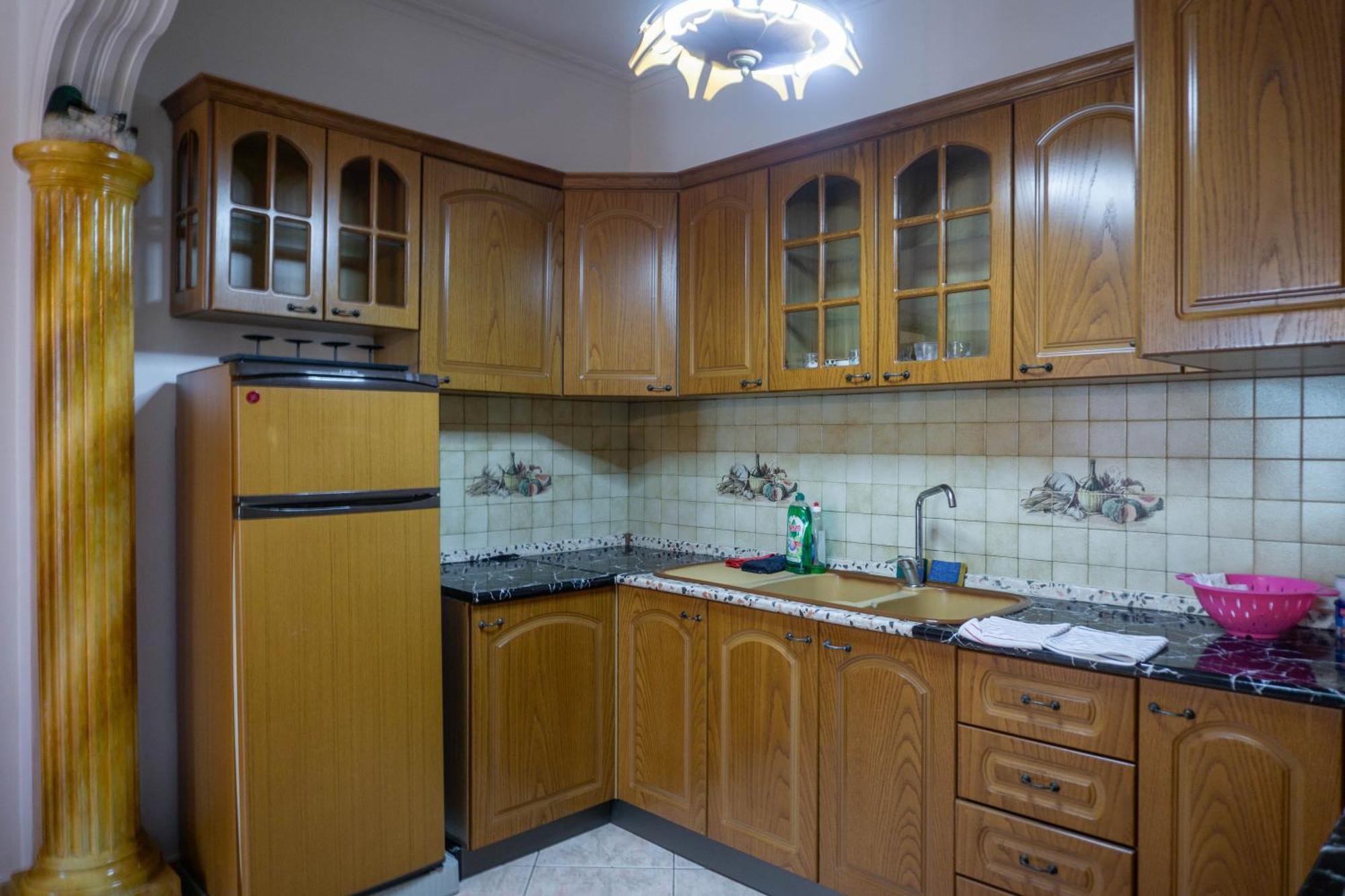Bllok Bright Private Bedrooms With Private Bathroom On Shared Apartment Tirana Kültér fotó