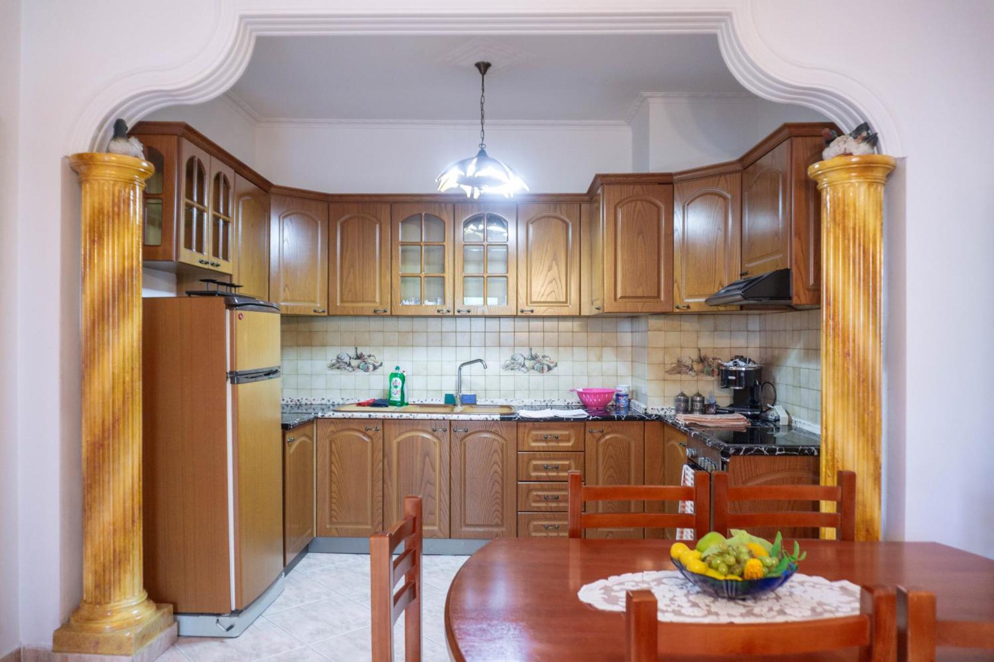 Bllok Bright Private Bedrooms With Private Bathroom On Shared Apartment Tirana Kültér fotó